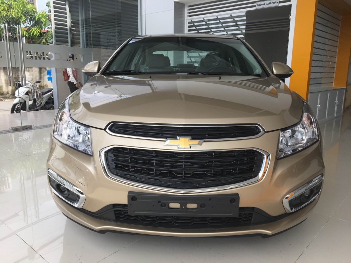 Giảm ngay 70 triệu cho khách hàng đặt cọc Chevrolet Cruze số tự động, đời 2016 trước 30-10-2016, hỗ trợ trả góp đến 90% giá trị xe