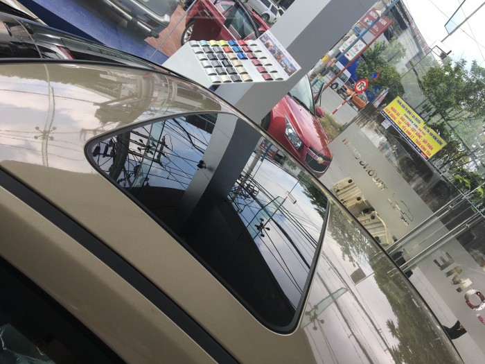 Giảm ngay 70 triệu cho khách hàng đặt cọc Chevrolet Cruze số tự động, đời 2016 trước 30-10-2016, hỗ trợ trả góp đến 90% giá trị xe