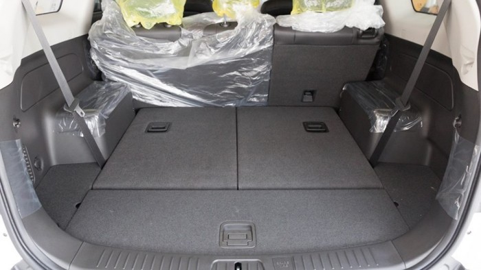 Giá xe Chevrolet Captiva LTZ, 7 chỗ giá TỐT NHẤT, dễ sử dụng, hợp túi tiền, thương hiệu Mỹ