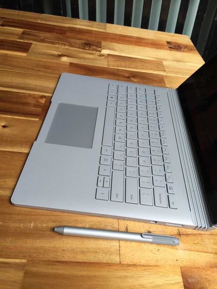 Surface Book, i5 6300, 8G, ssd 128G, 99%, zin100% còn bh 7/2017