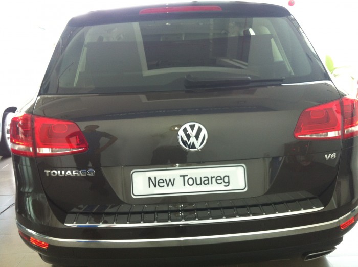 Bán xe VW TOUAREG 3.6 V6 FSI Cam kết giá tốt nhất.