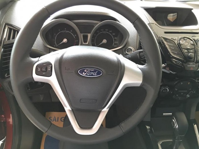 Ford Ecosport giao ngay, đủ màu, giảm cực mạnh tại Bình Dương, vay lãi suất cực thấp