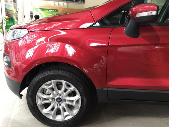 Ford Ecosport giao ngay, đủ màu, giảm cực mạnh tại Bình Dương, vay lãi suất cực thấp