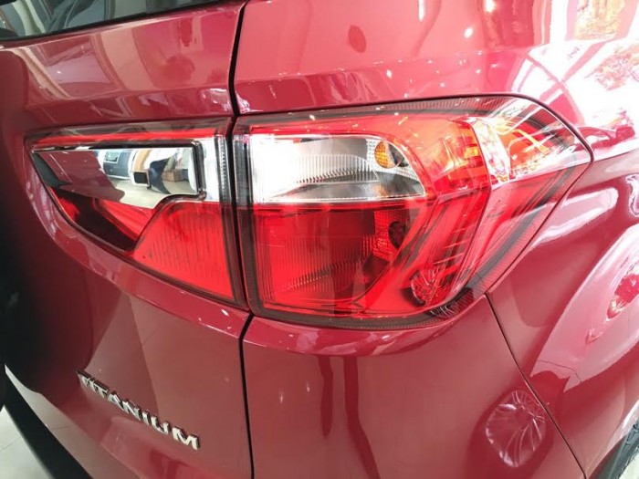 Ford Ecosport giao ngay, đủ màu, giảm cực mạnh tại Bình Dương, vay lãi suất cực thấp