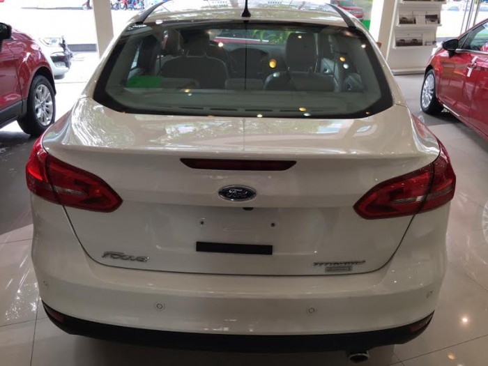 Giá sốc Focus Focus 1.6 AT 2016 thấp nhất, khuyến mãi hấp dẫn nhất