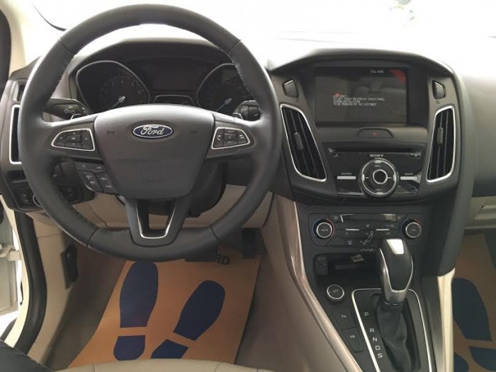 Giá sốc Focus Focus 1.6 AT 2016 thấp nhất, khuyến mãi hấp dẫn nhất