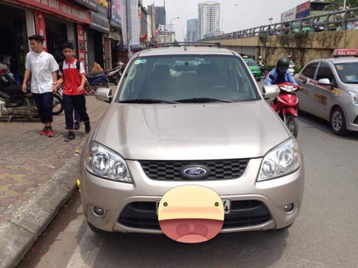 Bán Ford Escape XLT 2010, 2 cầu