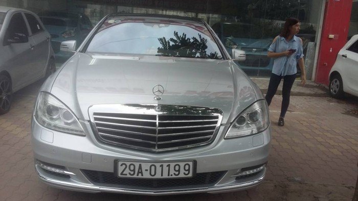 Cần bán mercedes benz s400 đời 2009 , màu trắng xe nhập khẩu