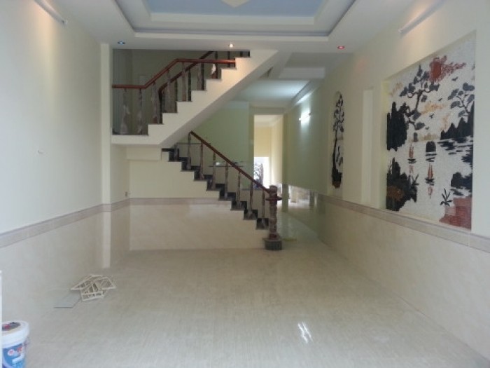 Cho thuê nhà mặt phố đường Nguyễn Trãi, P.Phường 2, Quận 5, DT: 12x8m, diện tích: 384m2, 4 lầu, giá: 7.000$