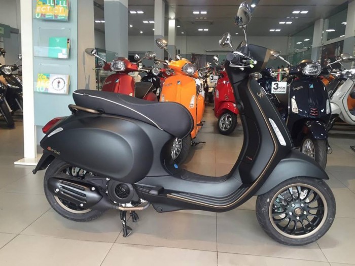 Bán xe vespa Sprint ABS tại hcm nhận Voucher và quà tặng khủng