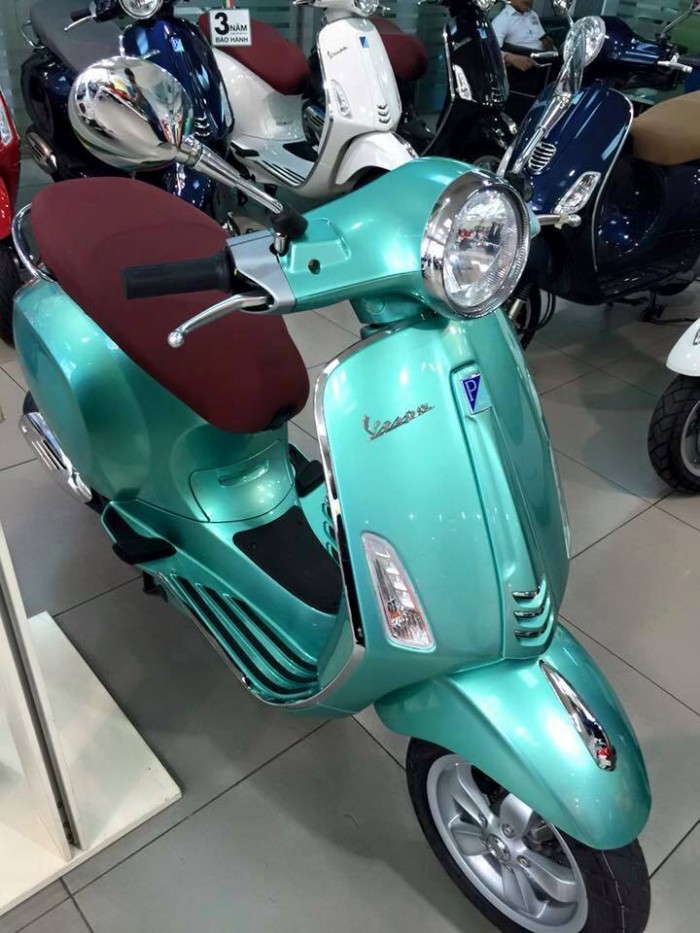 Bán xe vespa Sprint ABS tại hcm nhận Voucher và quà tặng khủng