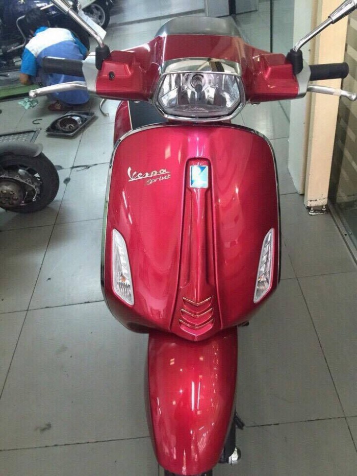 Bán xe vespa Sprint ABS tại hcm nhận Voucher và quà tặng khủng