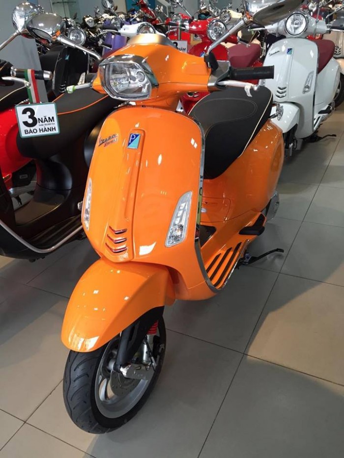 Bán xe vespa Sprint ABS tại hcm nhận Voucher và quà tặng khủng