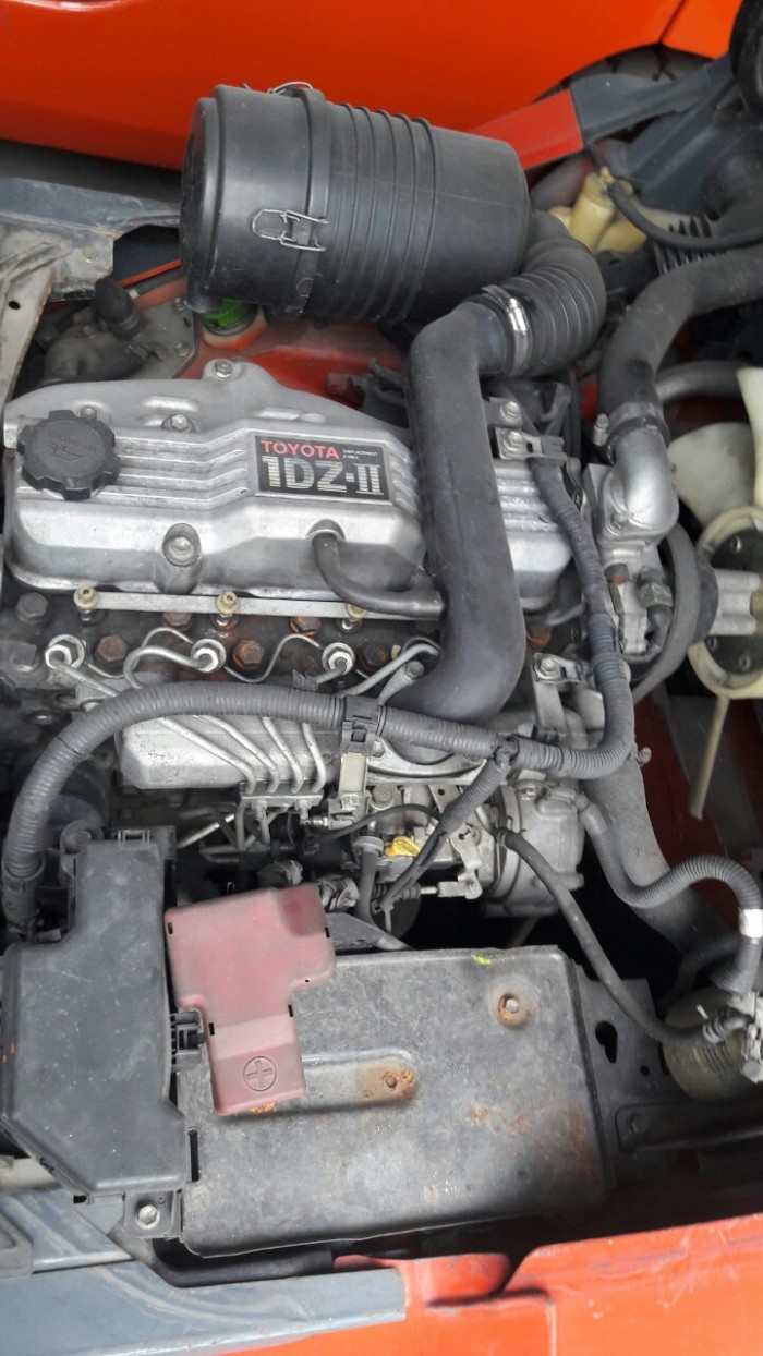 Xe nâng toyota 2.5t