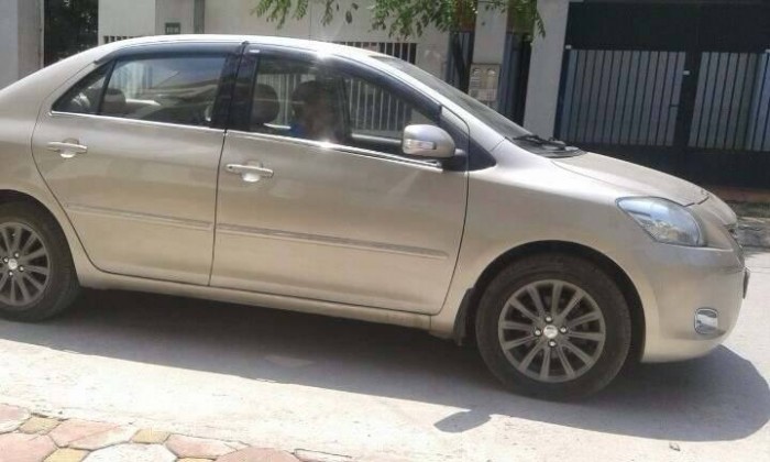 Cần bán xe VIOS đời 2010 xe nguyên bản