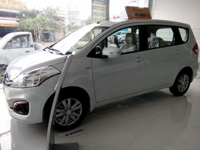 Suzuki Ertiga 2016 giảm giá cực sốc nhận ngay 10 triệu đồng khi khách hàng mua xe từ hôm nay