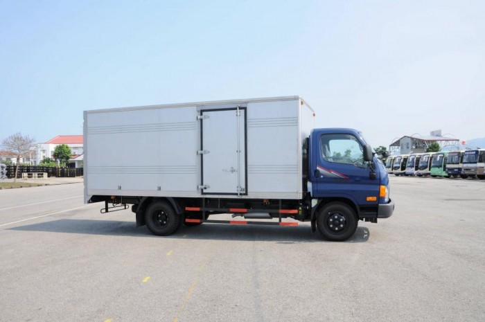 Xe tải Hyundai HD500/HD650 tải trọng 5 tấn/6.4 tấn, hỗ trợ đóng thùng theo yêu cầu, bán trả góp