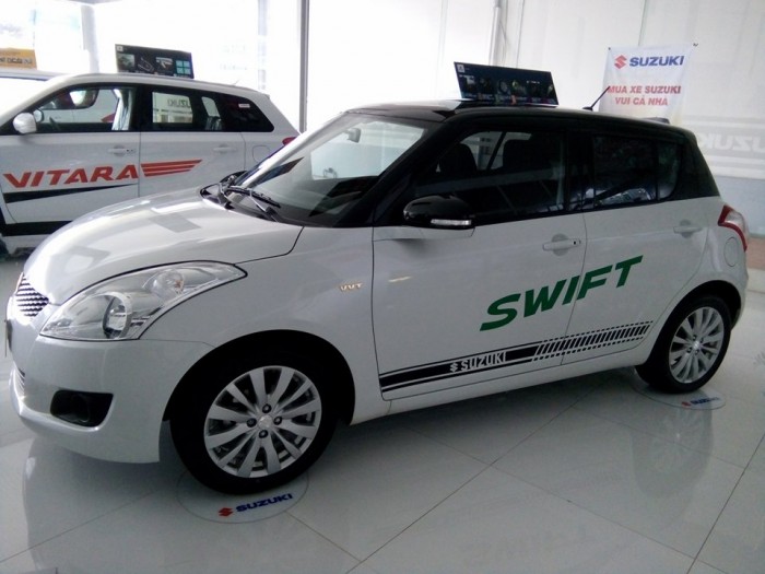 Suzuki swift 2016 giá cực rẻ giảm ngay 35 triệu đồng, hãy sở hữu ngay hôm nay để nhận khuyến mãi sốc