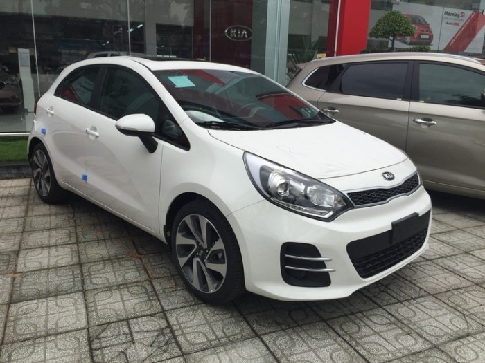 Đồng nai bán Kia Rio Hatchback nhập khẩu chính hãng, đủ màu, sẵn xe, hỗ trợ trả góp lãi suất thấp nhất.
