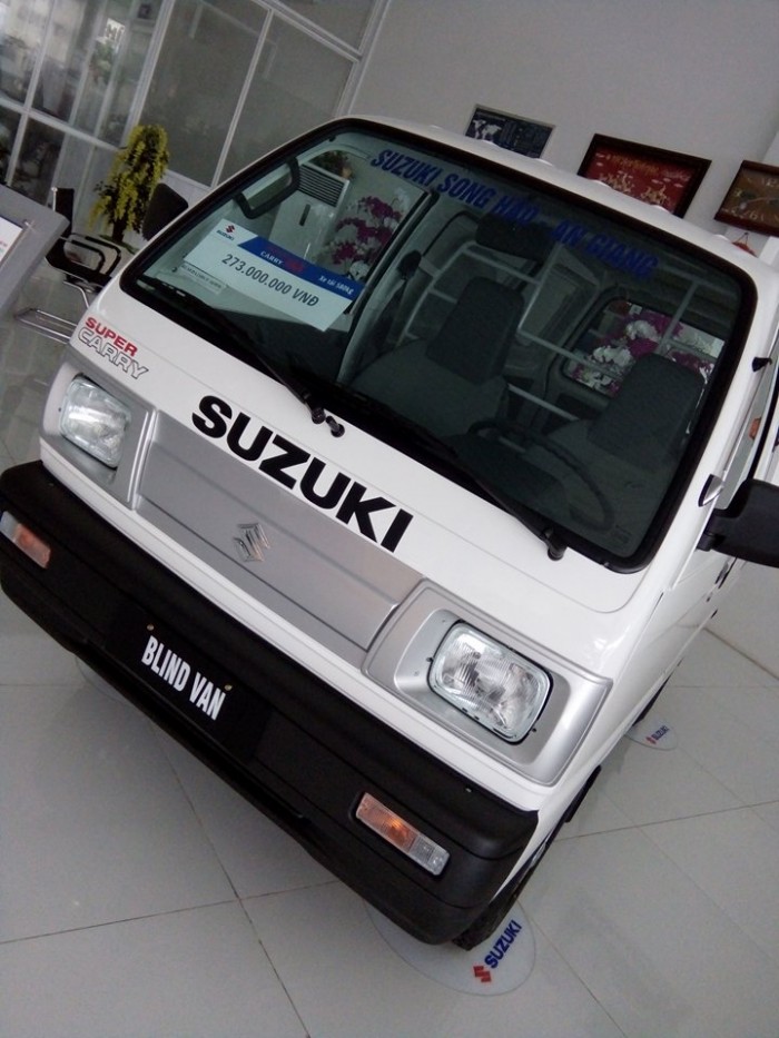 Suzuki Super Carry Blind Van chưa bao giờ rẻ đến vậy! Khuyến mãi kèm ưu đãi lớn khi mua ngay hôm nay!