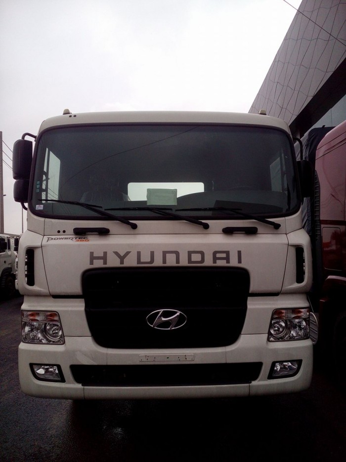 Hyundai HD320