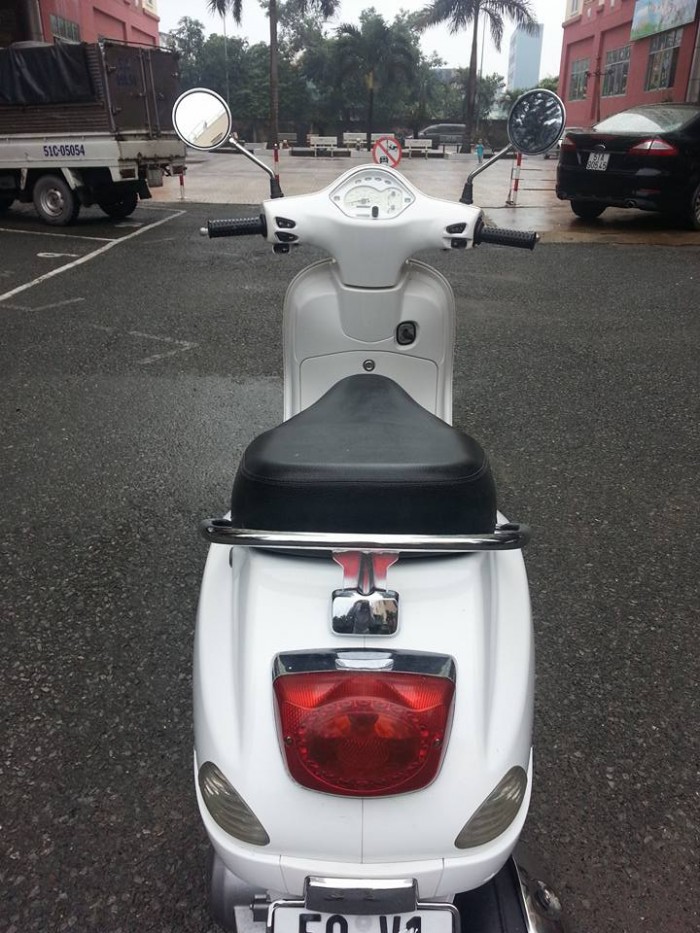 Vespa Diamond Blue 125Fi Phun Xăng Điện Tử Phiên Bản Apple Tuyệt Đẹp