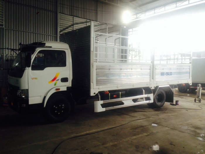 Xe tải Veam VT750 thùng dài 6m2