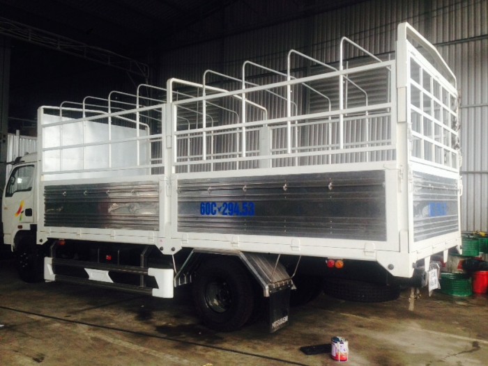 Xe tải Veam VT750 thùng dài 6m2