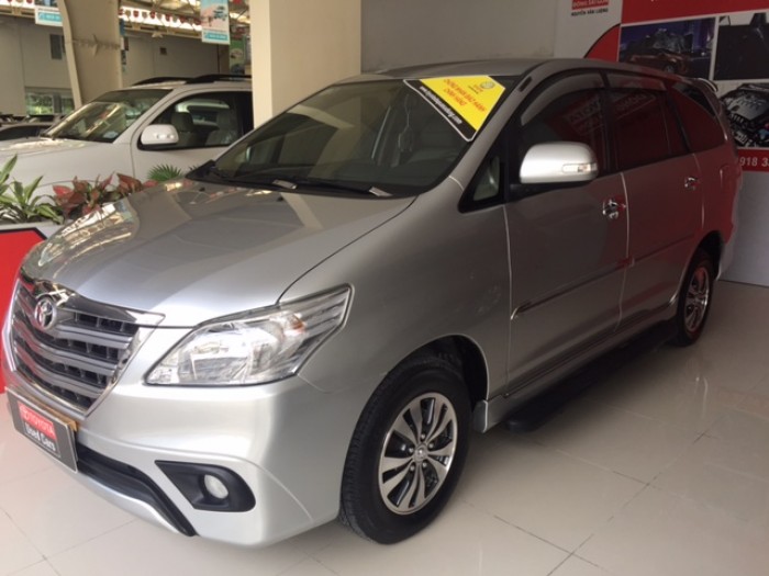 Bán Xe Toyota Innova G Màu Bạc, 2015