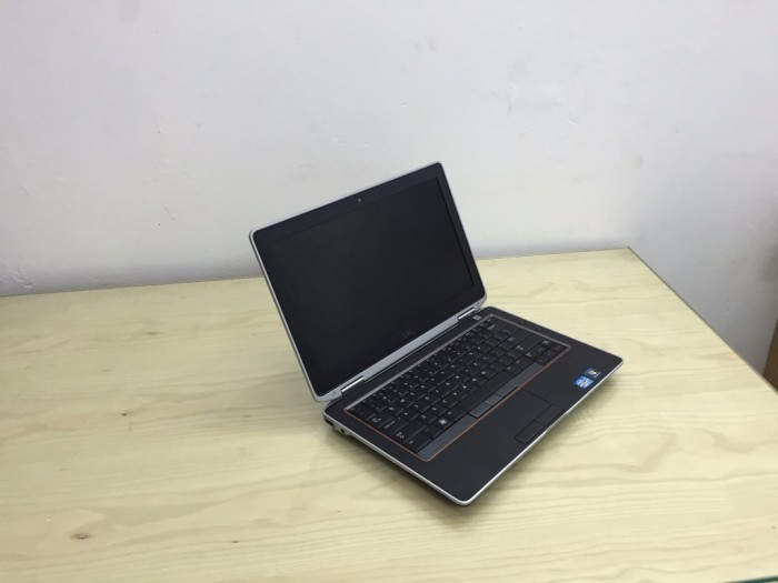 Laptop Dell E6230, i5 3320, 4G, 320G, giá rẻ