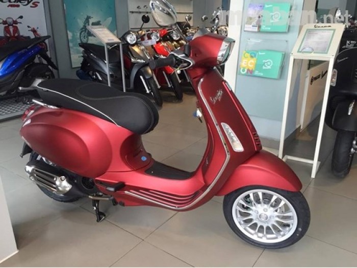 Vespa chính hang4n Topcom hân hạnh đón chào quý khách gần xa