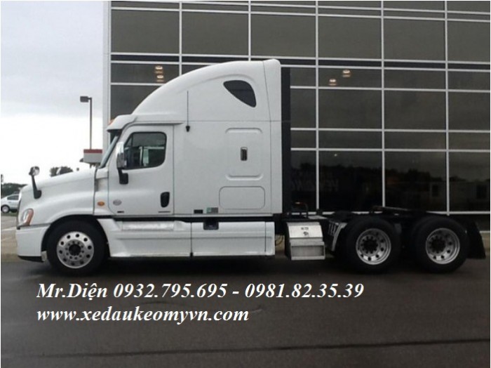 Xe đầu kéo Cascadia 2 giường 2013, thông tin về xe Freighliner cascadia 2013,xe đầu kéo mỹ 0 giường Freightliner