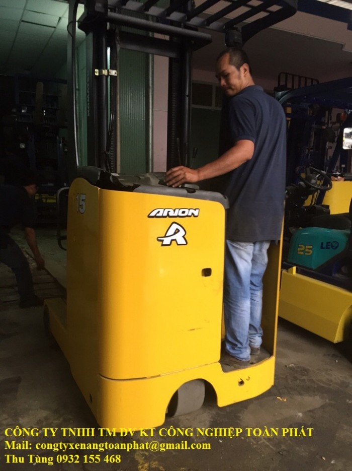 Cung cấp xe nâng điện 1,5 tấn giá rẻ