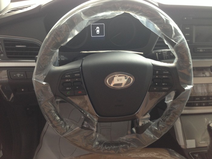 Hyundai Sonata mới 100%