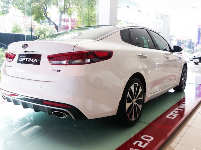 Optima 2.4GT Line đẳng cấp trong phân khúc D