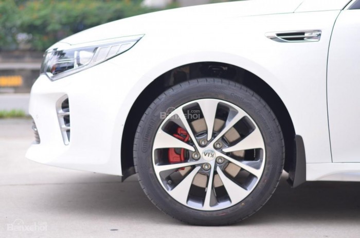 Optima 2.4GT Line đẳng cấp trong phân khúc D