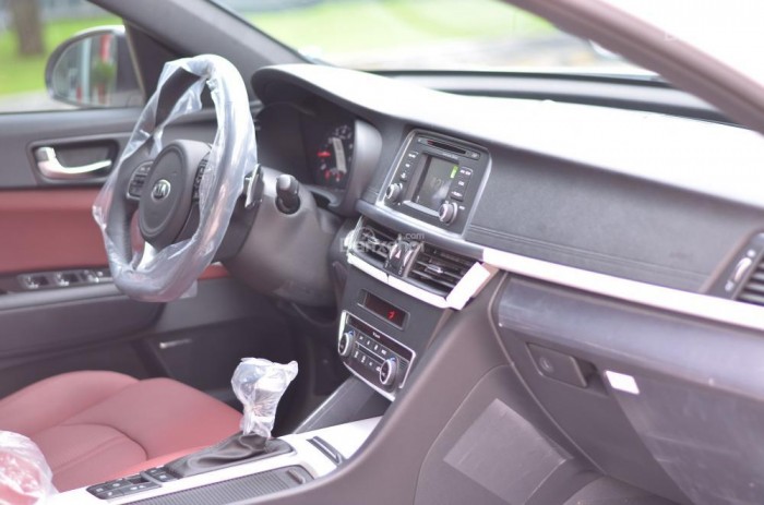 Optima 2.4GT Line đẳng cấp trong phân khúc D