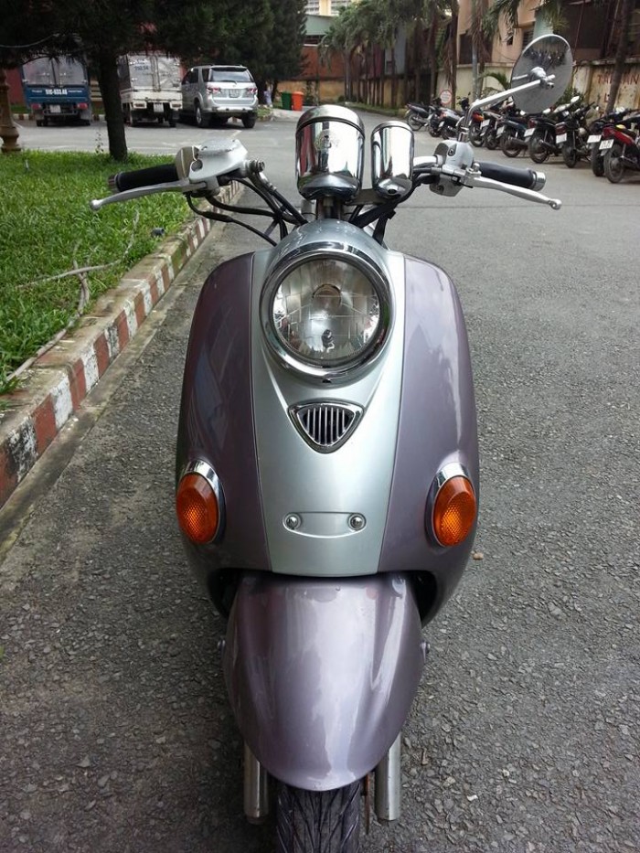 Bella 125 Vẻ Đẹp Mang Phong Cách Cổ Điển - Nguyên Zin 100%