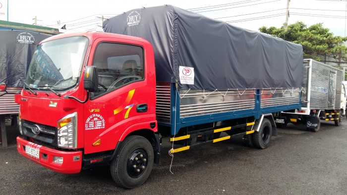 Xe tải trọng, chiều dài lớn nhung vẫn vào thành phố vt260
