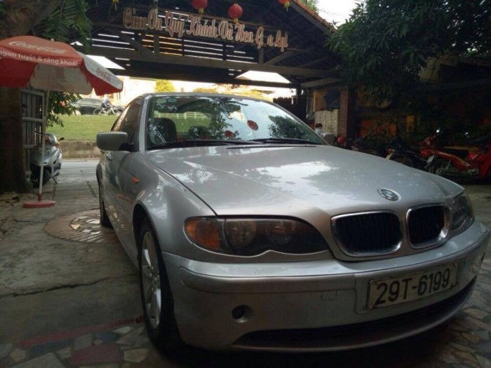 Cần bán xe BMW 318i Xe gia đình giữ gìn