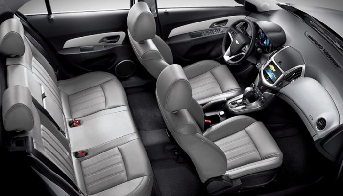 Bán xe Cruze - Cam kết giá tốt nhất hà nội