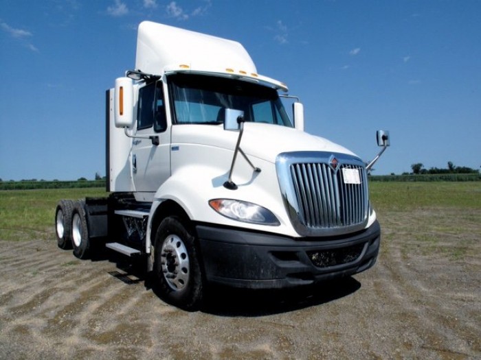 Xe Đầu Kéo Mỹ 0 giường,xe đầu kéo mỹ Daycab Maxxforce Prostar + 0 giường