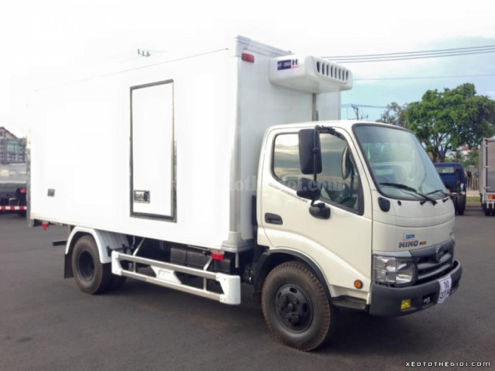 Bán xe tải Hino 4.5 tấn (Hino 4T5) Hino 4 tấn 5 nhập khẩu nguyên chiếc xe mới 2016