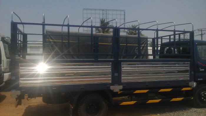 Xe Hyundai HD99