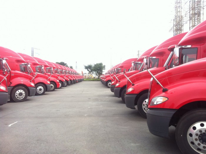 Mới nhập lô Xe đầu kéo Maxxfocre 13 các loại, do Tân Phúc Auto nhập khẩu