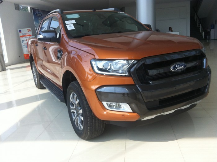 Bán Ford Ranger Wildtrak 3.2 màu cam 2016.  Trả góp tới 80 % giá trị xe