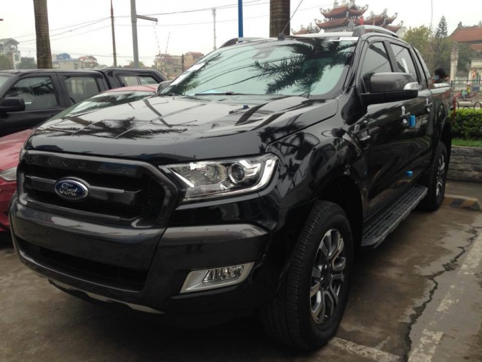 Ford Ranger Wildtrak Đen Đời 2016 có xe giao luôn thủ tục nhanh gọn. Giao xe tận nhà cho khách hàng