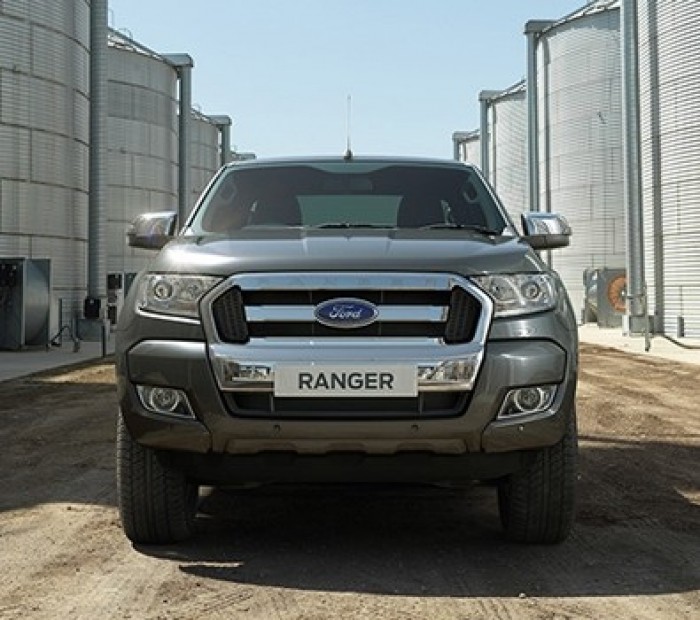Ranger XLT 2017 4x4 xe có sẵn giao ngay