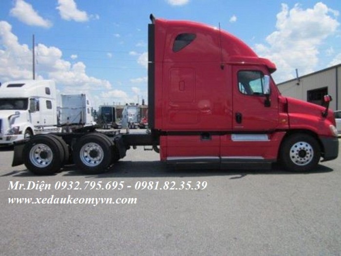 Cascadia 2 giường ,xe đầu kéo mỹ Freighliner cascadia 2 giường detroit DD15, xe đầu kéo Mỹ 0 giường Freighliner Cascadia
