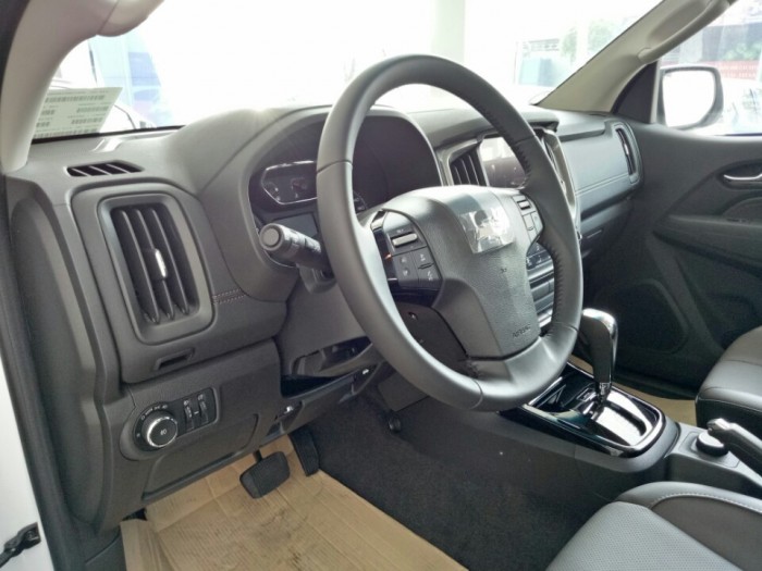Chevrolet Colorado high country 2017 mới, mạnh mẽ ấn tượng, trả góp lên đến 90%